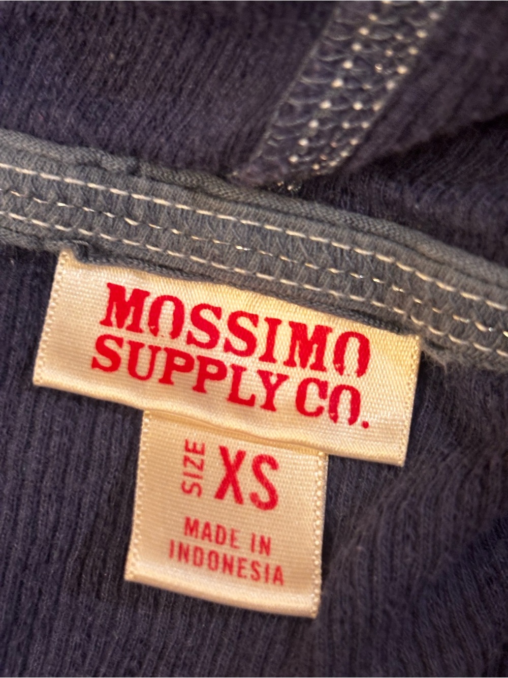 Mossimo Supply Co. Navy Ribbed V-Neck Short Sleeve Top with Drawstring - Picture 2 of 4
